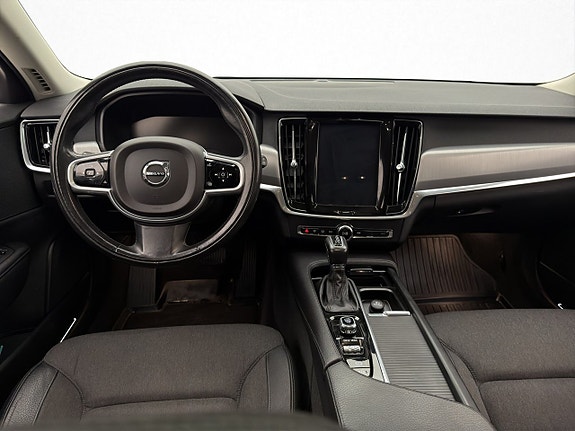 Volvo V90 24 of 30