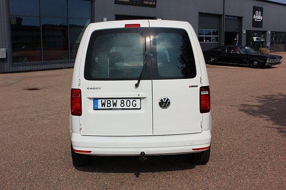 Volkswagen Caddy 8 of 18