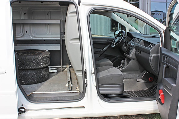 Volkswagen Caddy 16 of 18
