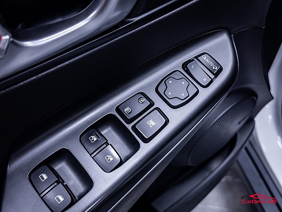 Hyundai Kona 30 of 30