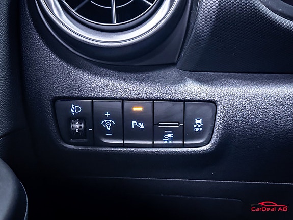 Hyundai Kona 29 of 30