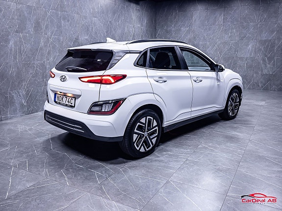 Hyundai Kona 7 of 30