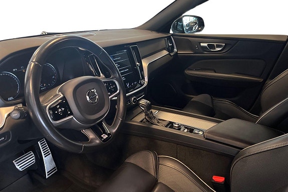 Volvo S60 12 of 30