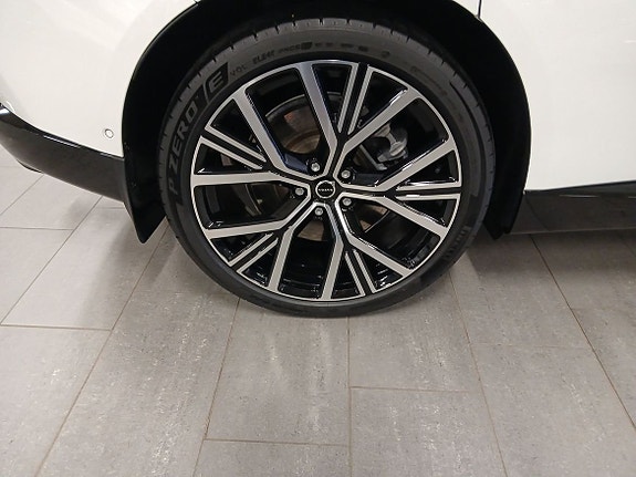 Volvo ES90 11 of 18
