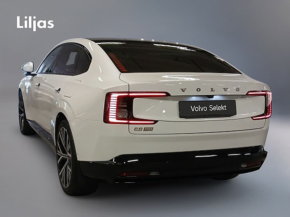 Volvo ES90 5 of 18