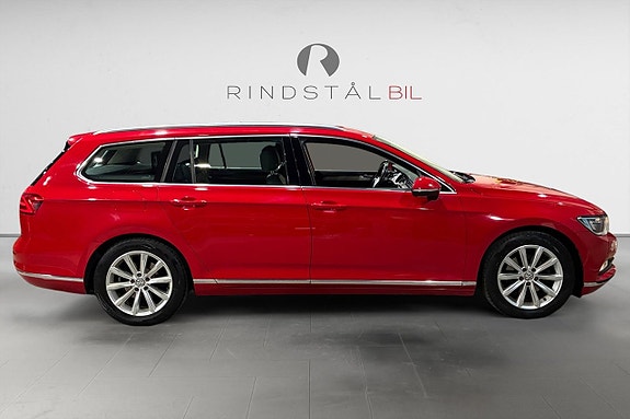 Volkswagen Passat 8 of 19