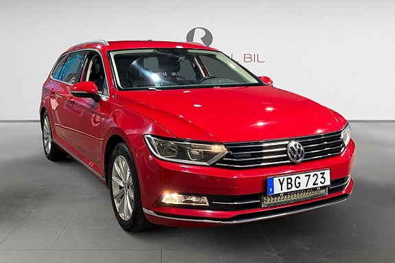 Volkswagen Passat 9 of 19