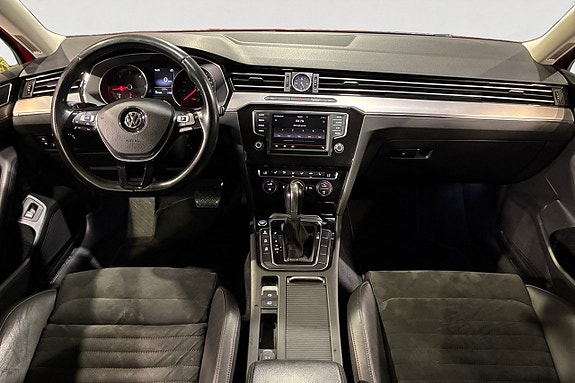 Volkswagen Passat 11 of 19