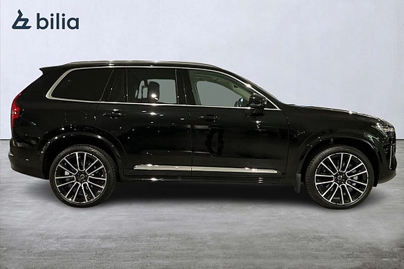 Volvo XC90 27 of 30