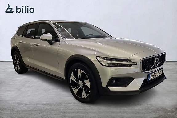 Volvo V60 Cross Country 20 of 22