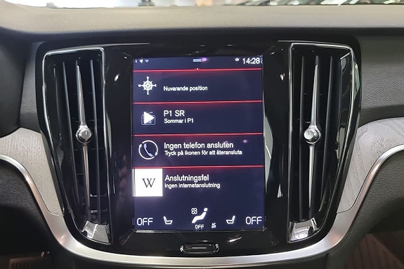 Volvo V60 Cross Country 15 of 22