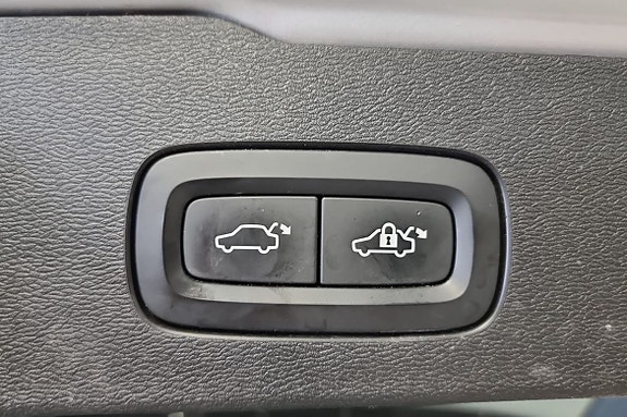 Volvo V60 Cross Country 21 of 22