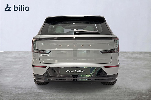 Volvo EX90 5 of 23