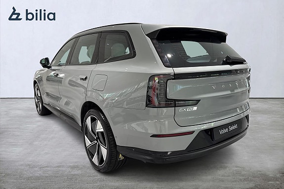 Volvo EX90 2 of 23