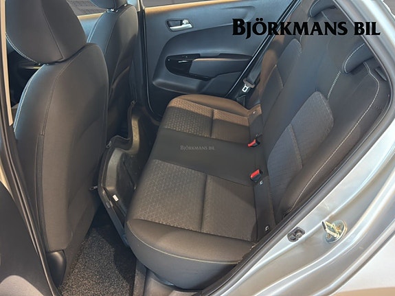 Kia Picanto 9 of 14