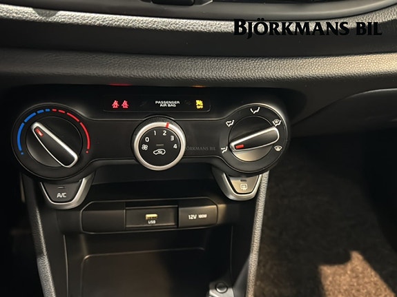 Kia Picanto 13 of 14