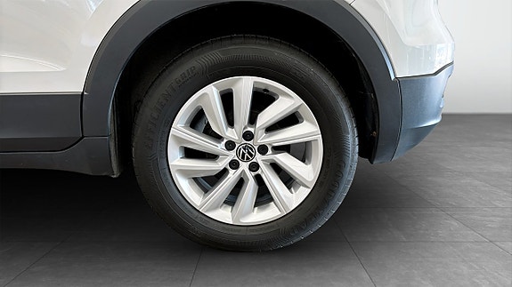 Volkswagen T-Cross 6 of 12