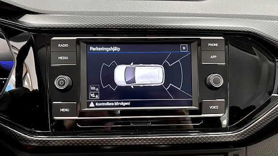 Volkswagen T-Cross 9 of 12
