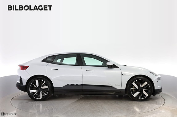 Polestar 4 5 of 18