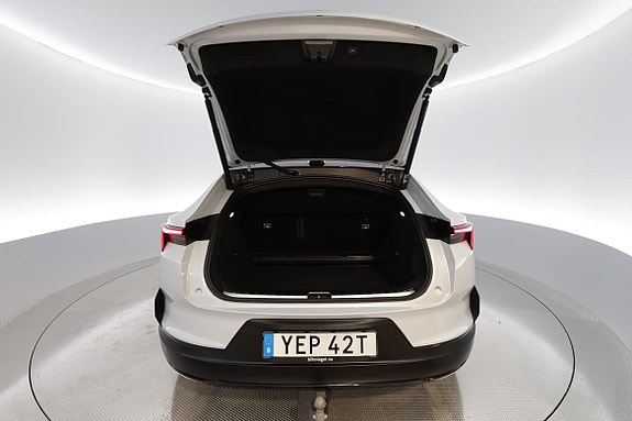 Polestar 4 16 of 18