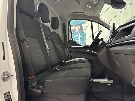 Ford Transit Custom 22 of 27