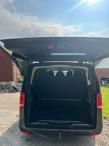 Mercedes-Benz V250 d 5 of 10