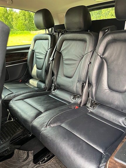 Mercedes-Benz V250 d 8 of 10