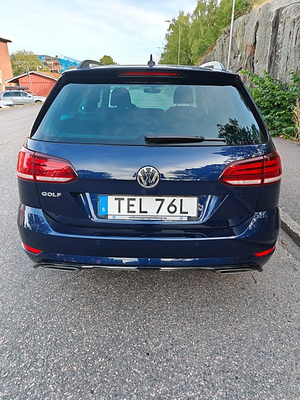 Volkswagen Golf VII 2 of 21