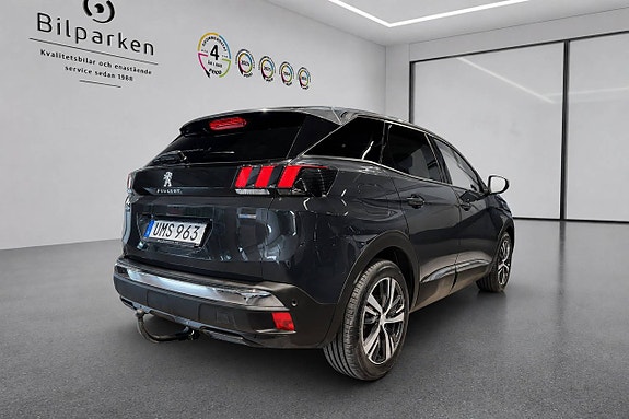 Peugeot 3008 2 of 16