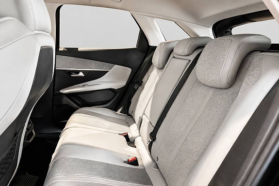 Peugeot 3008 11 of 16