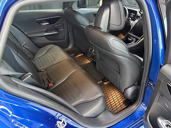 Mercedes-Benz CLA180 d 8 of 14