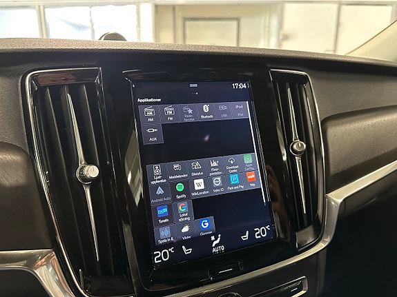 Volvo V90 Cross Country 24 of 27