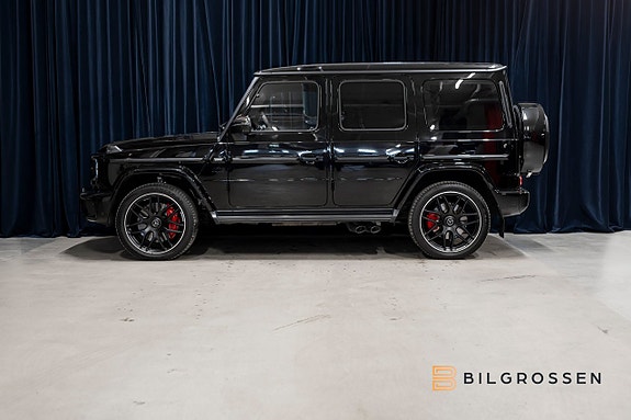 Mercedes-Benz G63 2 of 22
