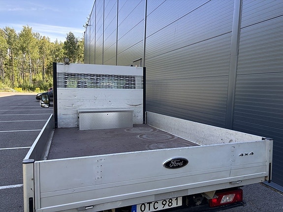 Ford Transit 10 of 25