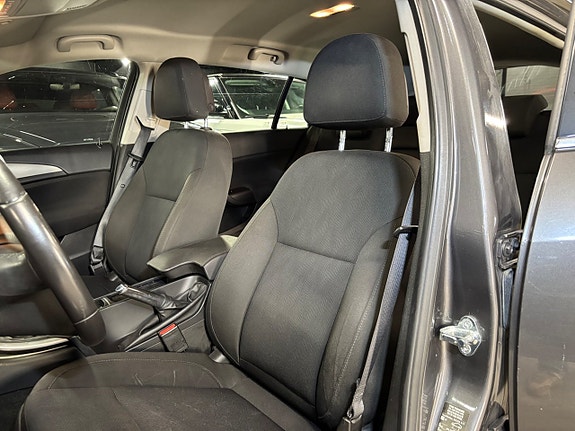 Opel Insignia 18 of 21
