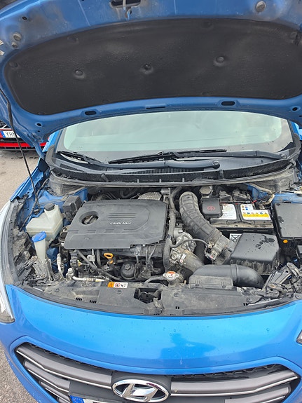 Hyundai i30 3 of 6