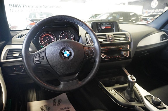 BMW 118d 7 of 13