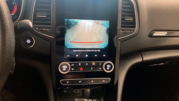 Renault Megane 12 of 12