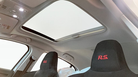 Renault Megane 5 of 12
