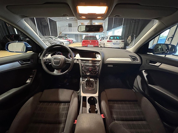 Audi A4 9 of 17