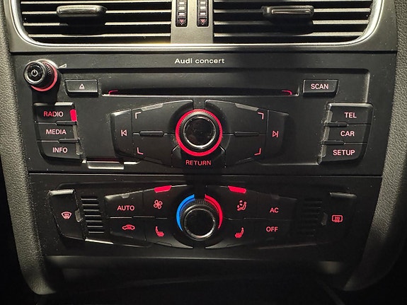 Audi A4 10 of 17