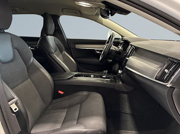 Volvo V90 Cross Country 9 of 21