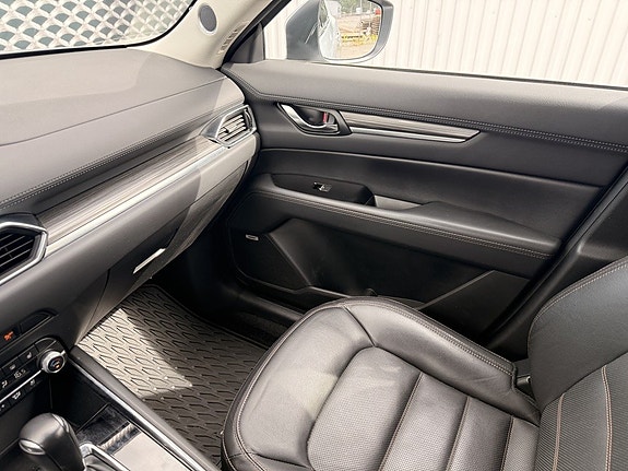 Mazda CX-5 8 of 18