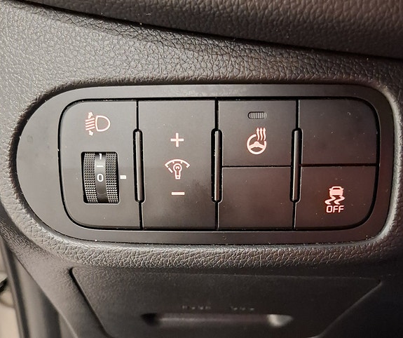 Kia Carens 21 of 26