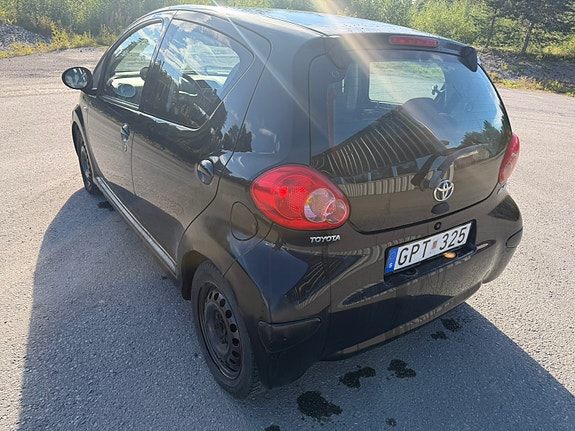 Toyota Aygo 6 of 10