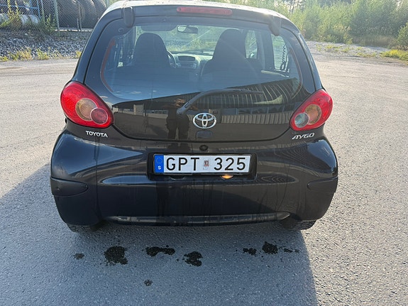 Toyota Aygo 5 of 10