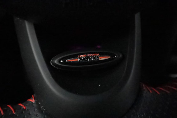 MINI Cooper S 18 of 30