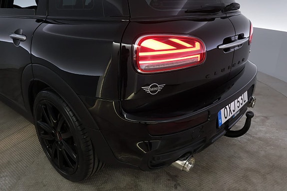 MINI Cooper S 7 of 30