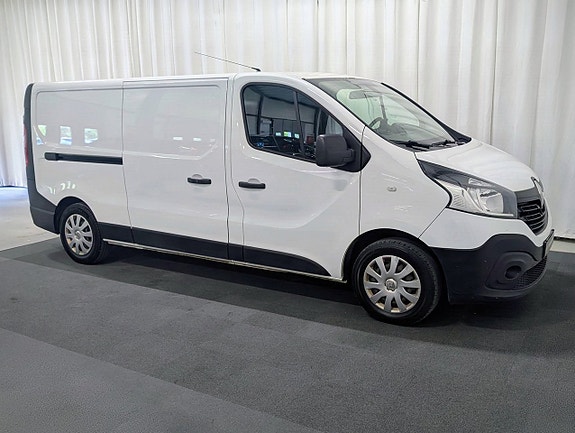 Renault Trafic 6 of 12