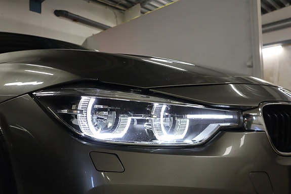 BMW 320d 4 of 25